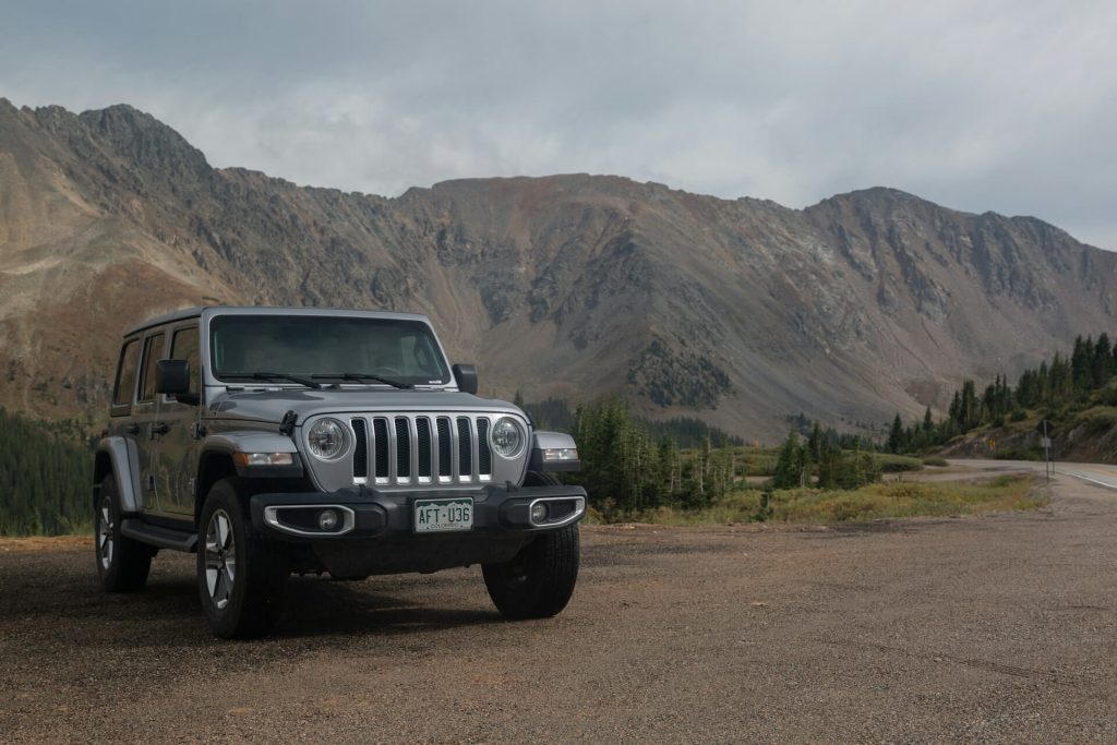 jeep wrangler roadside view
